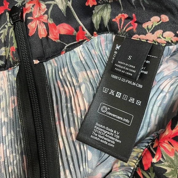 New Women’s Scotch & Soda Pleated Floral Print MidiSkirt!!🔥🔥🔥